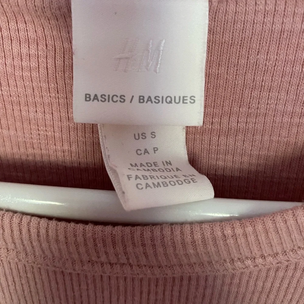 H&M basic tee - Picture 2 of 3